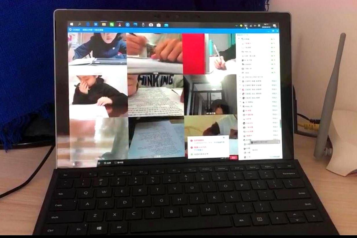 包含拍照阅卷客户端的词条